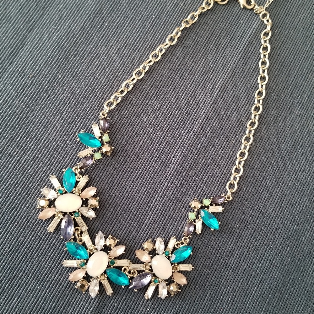 Jeweled Statement Necklace - Picture 6 of 7